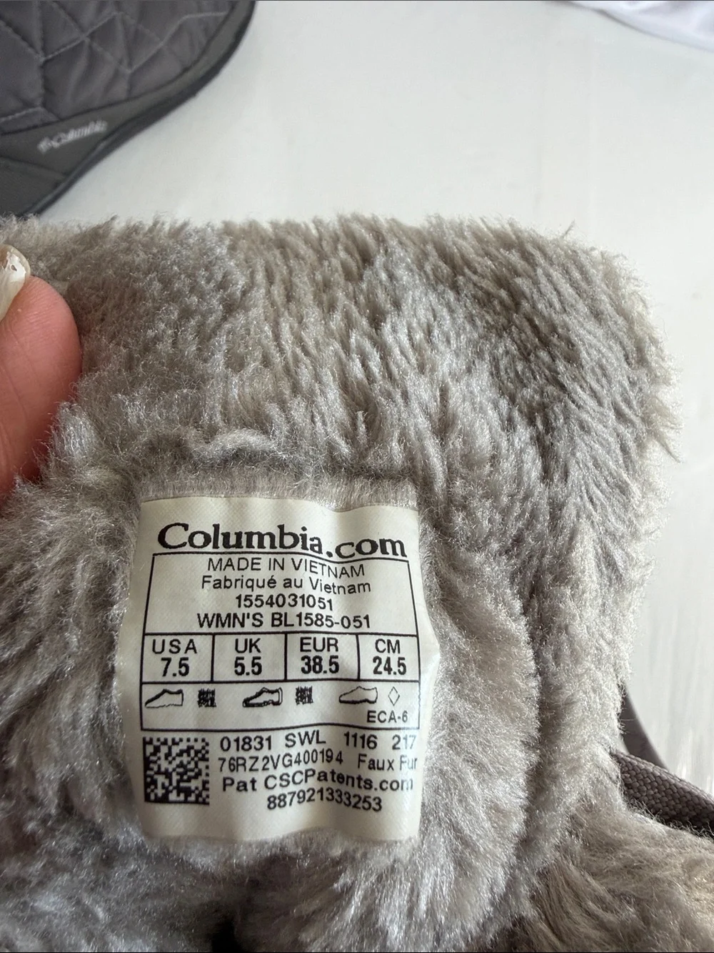 Columbia Omni-Grip Waterproof  Gray Quilted Faux-Fur Trim Winter Boots
